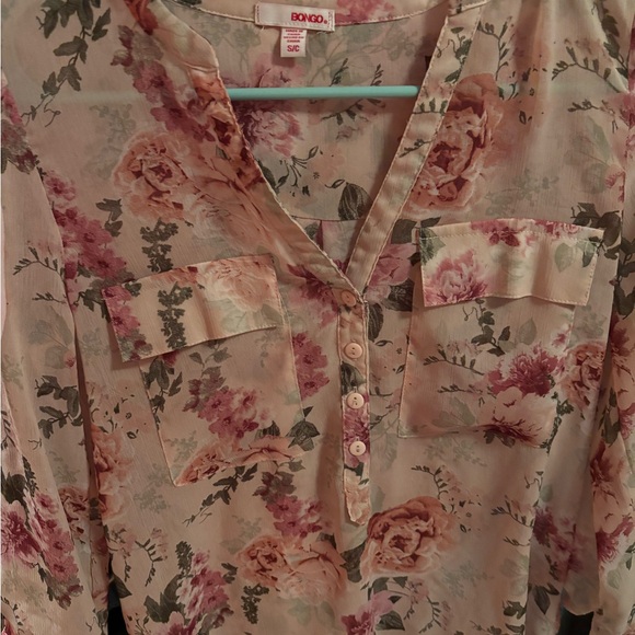 Light Pink Floral Blouse with 3/4 Sleeves - Picture 3 of 5